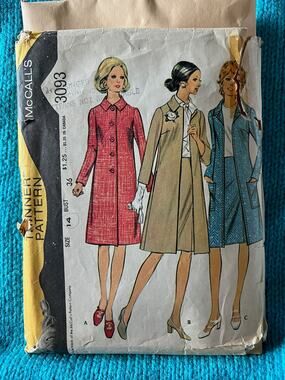 McCalls Sewing pattern 3093 Trench overcoat 1970s Size 14